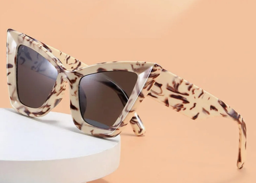 Cat Lady Sunnies