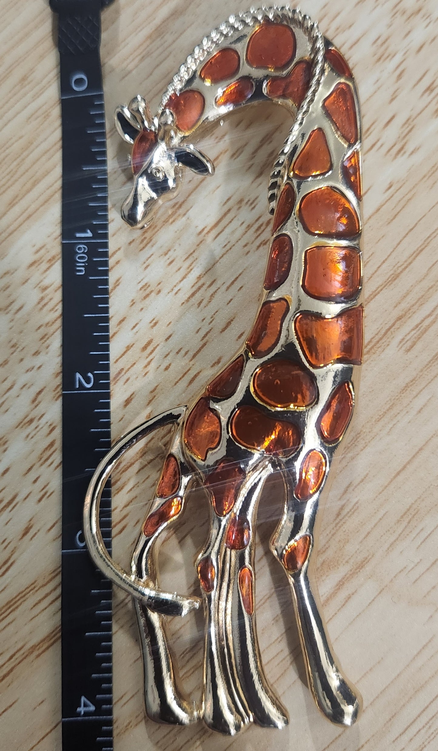 Large Giraffe Brooch